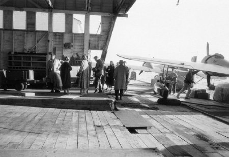 Passengers gathered at Ellis Air Lines