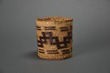 Cedar back basket