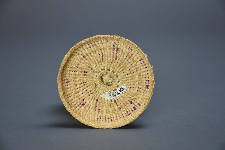 Spruce root basket inside lid