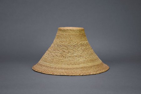 Cedar hat