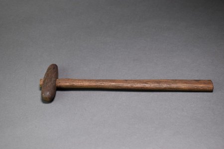 Wood hammer