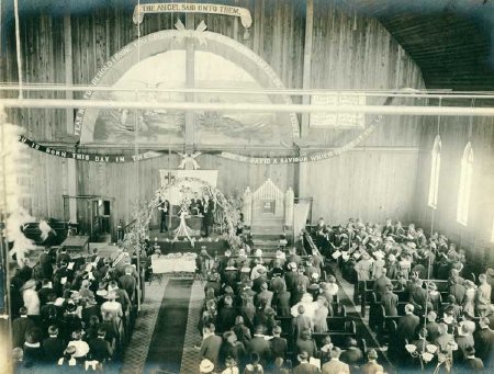 Father Duncan's Funeral, 1918