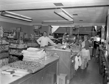 Barron's Water Street Confectionary, 1953